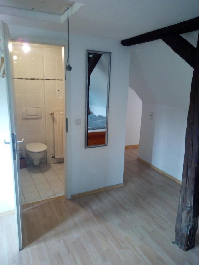 Kleine Ferienwohnung Am Kahlaer Markt Kahla  外观 照片